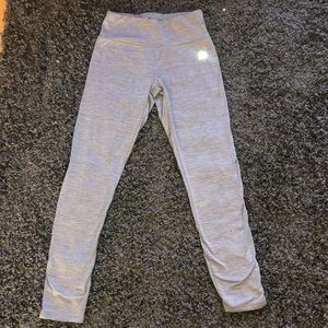 Gray thermal 3/4 leggings